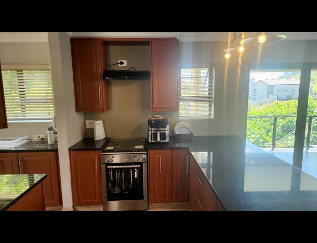 4 BEDROOM FREESTANDING FOR SALE IN MONTE CHRISTO